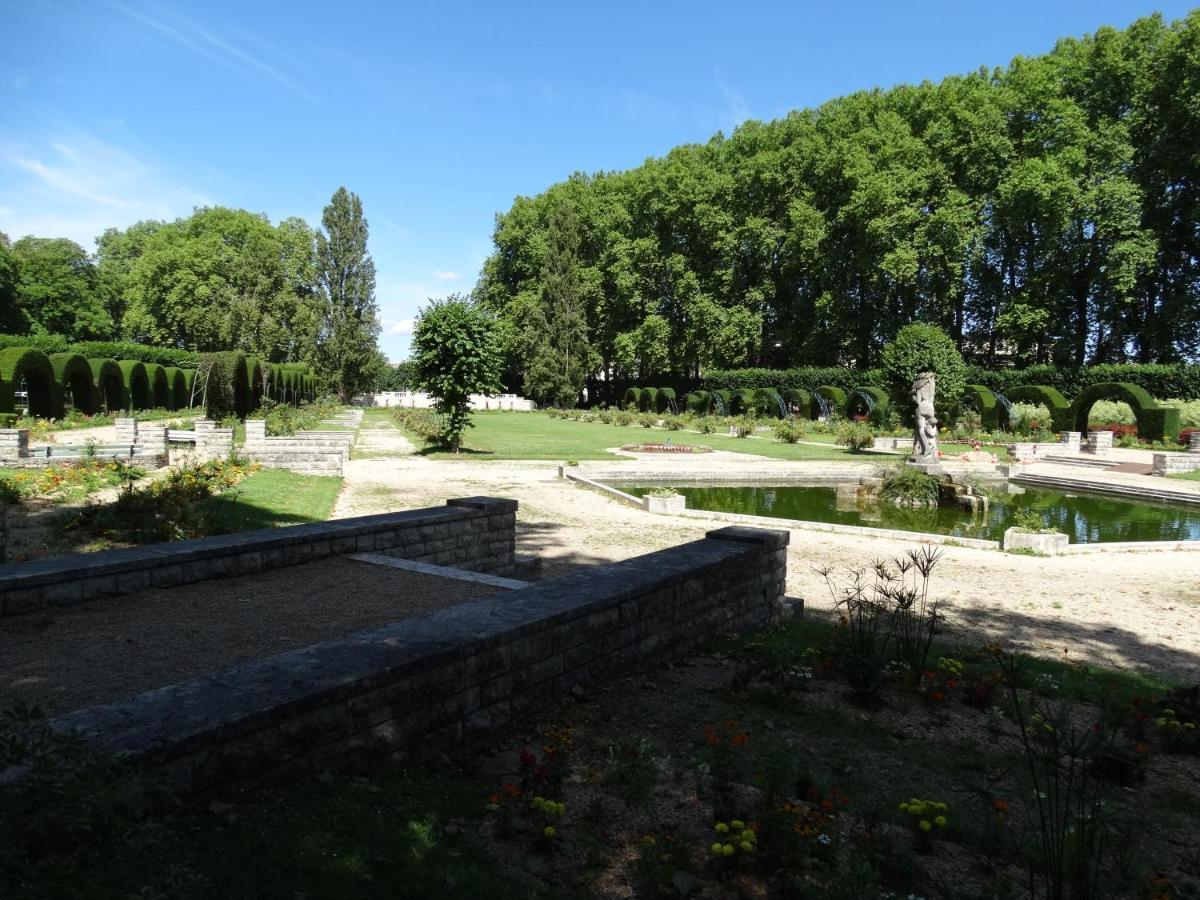 Appartementy Coco Bolo Bourges Buitenkant foto