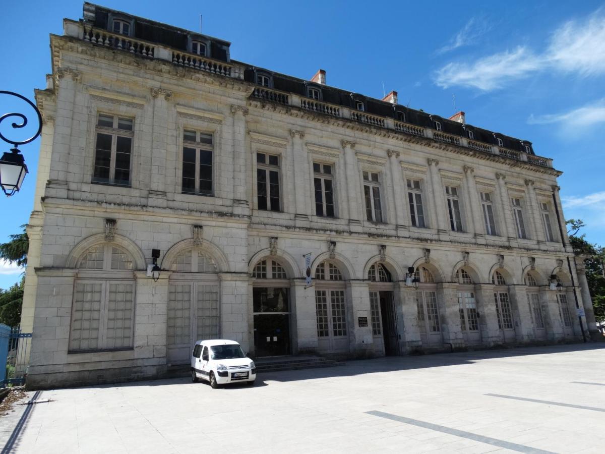 Appartementy Coco Bolo Bourges Buitenkant foto